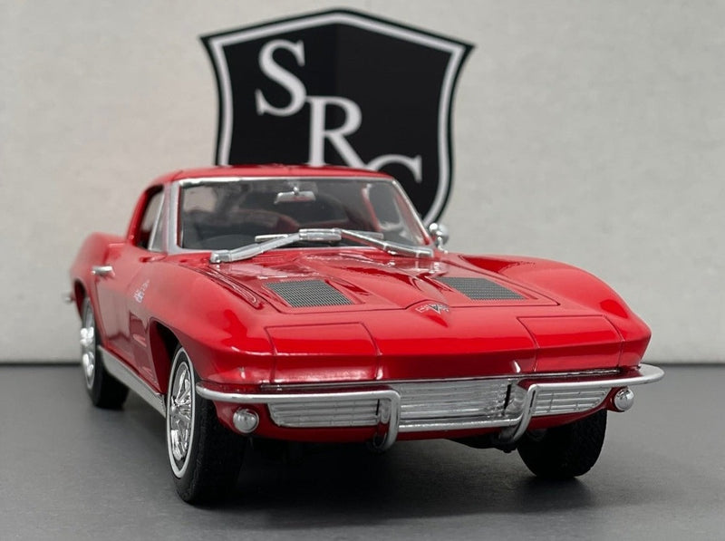 Chevrolet Corvette C2 - Welly 1:24 Diecast