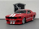 Ford Mustang GT - Maisto 1:24 Diecast