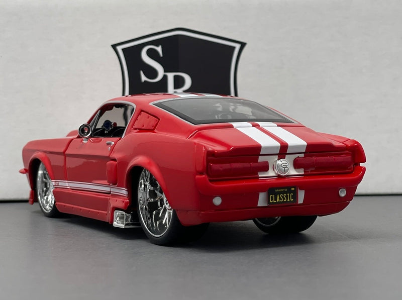 Ford Mustang GT - Maisto 1:24 Diecast