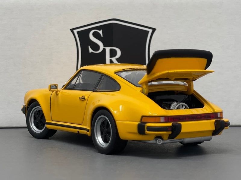 Porsche 911 Turbo - Welly 1:24 Diecast