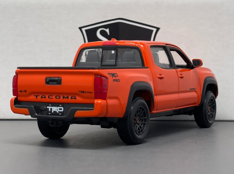 Toyota Tacoma TRD PRO - Maisto 1:24 Diecast