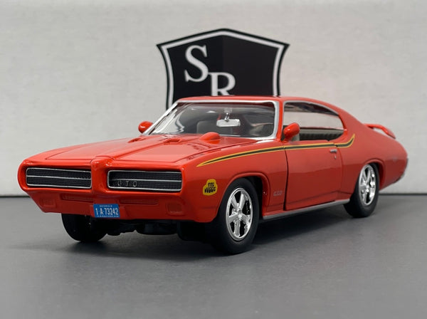 Pontiac Judge GTO - Red Box 1:24 Diecast