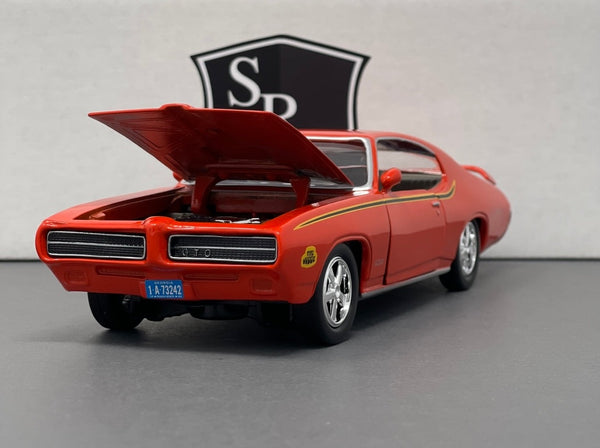 Pontiac Judge GTO - Red Box 1:24 Diecast