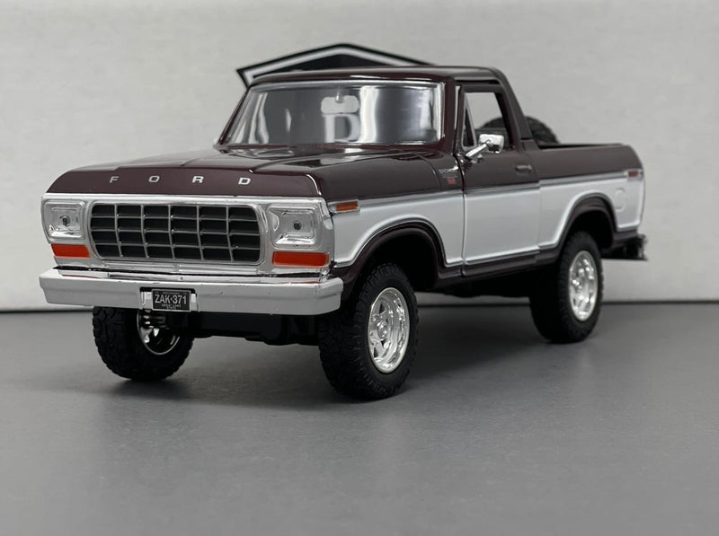 Ford Bronco - Motormax 1:24 Diecast