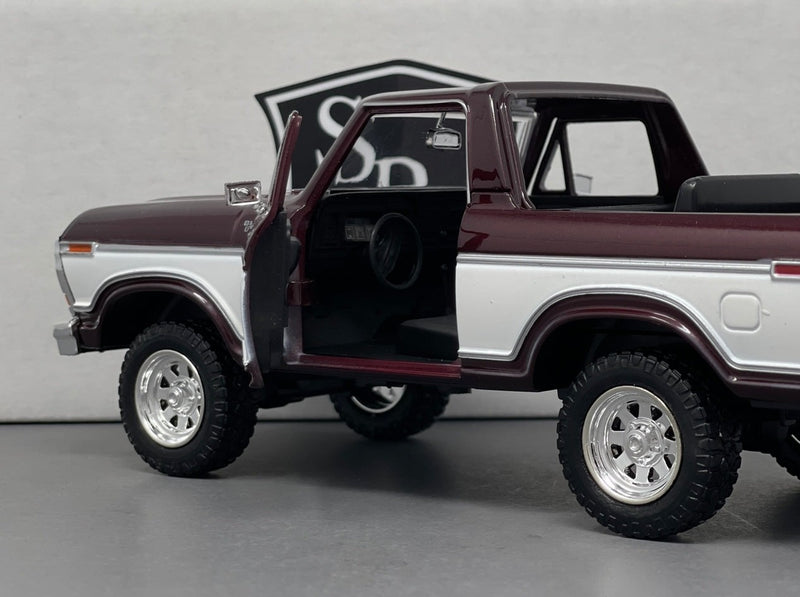 Ford Bronco - Motormax 1:24 Diecast