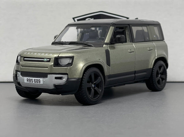 Land Rover Defender 110 - Bburago 1:24 Diecast