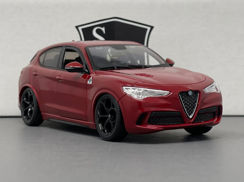 Alfa Romeo Stelvio Quadrifoglio - Bburago 1:24 Diecast