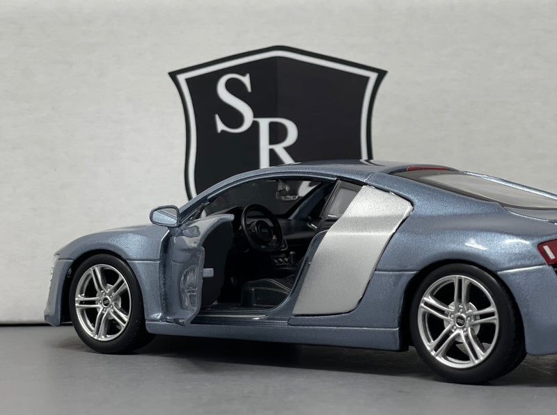 Audi R8 - Maisto 1:24 Diecast