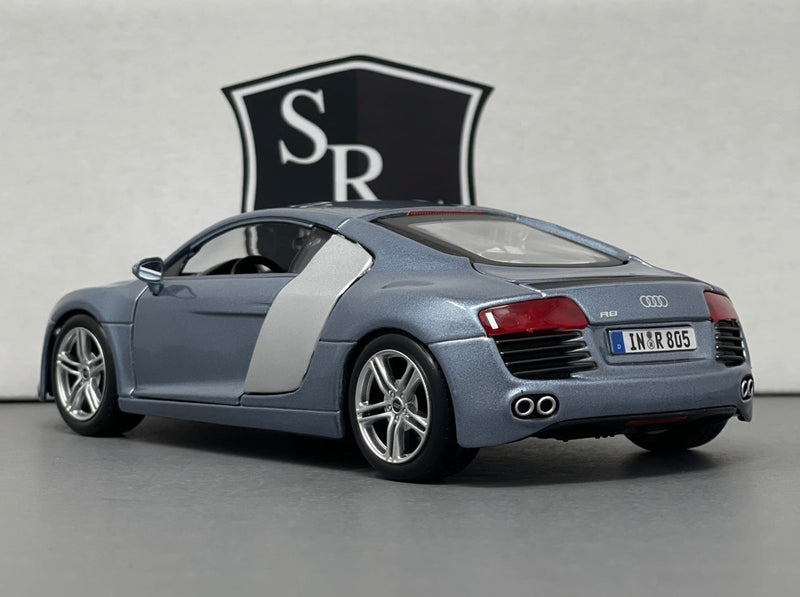 Audi R8 - Maisto 1:24 Diecast