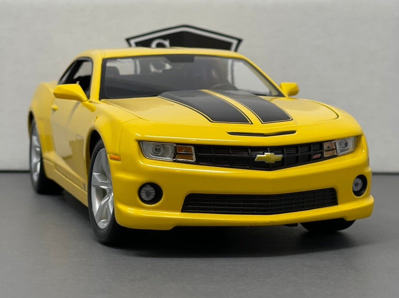 Chevrolet Camaro SS RS - Maisto 1:18 Diecast