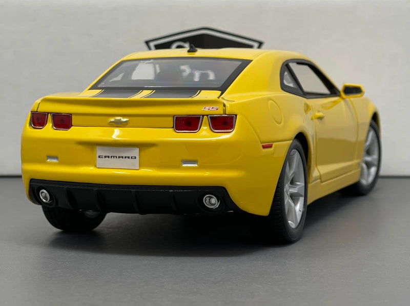 Chevrolet Camaro SS RS - Maisto 1:18 Diecast