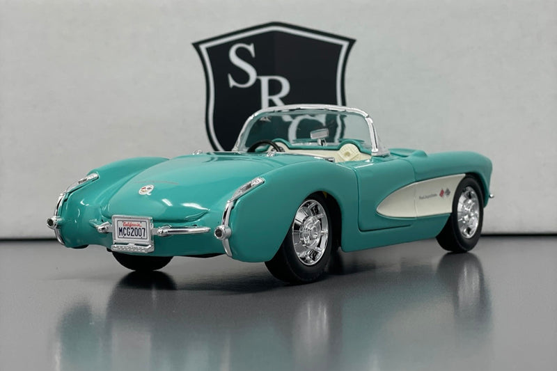 Chevrolet Corvette C1 - Maisto 1:24 Diecast