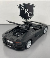 Lamborghini Aventador LP 700-4 Roadster - Maisto 1:24 Diecast