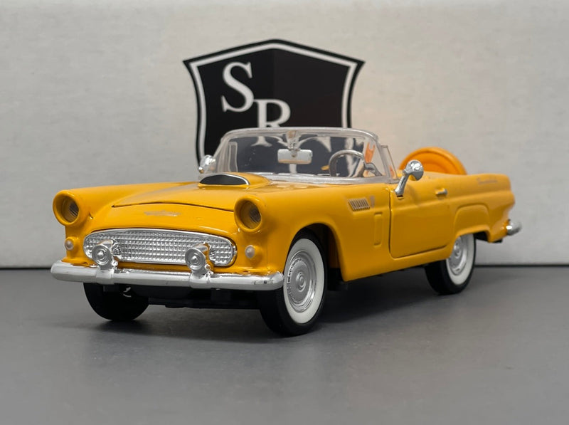 Ford Thunderbird - Showcasts 1:24 Diecast