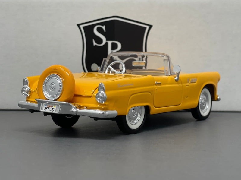 Ford Thunderbird - Showcasts 1:24 Diecast