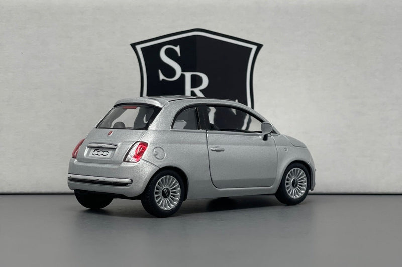 Fiat 500 - Kinsmart 1:28 Diecast