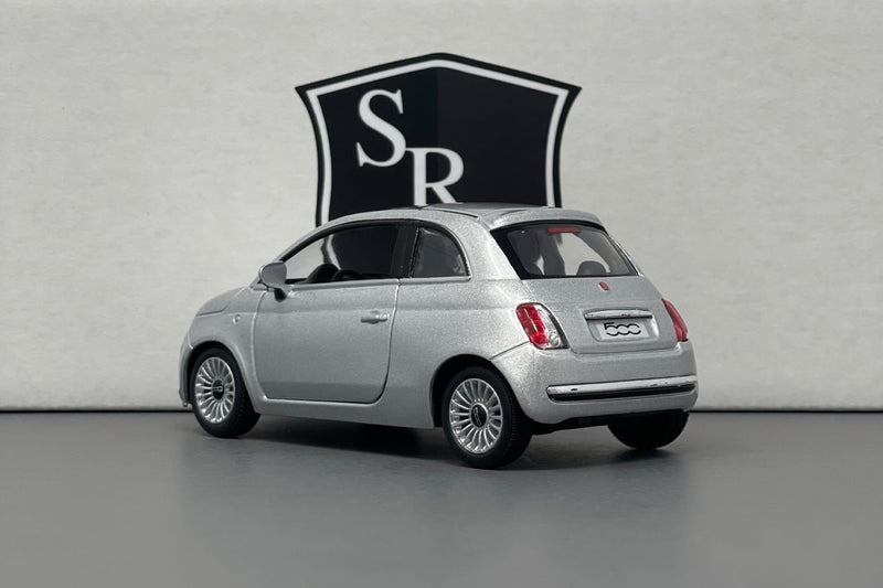 Fiat 500 - Kinsmart 1:28 Diecast