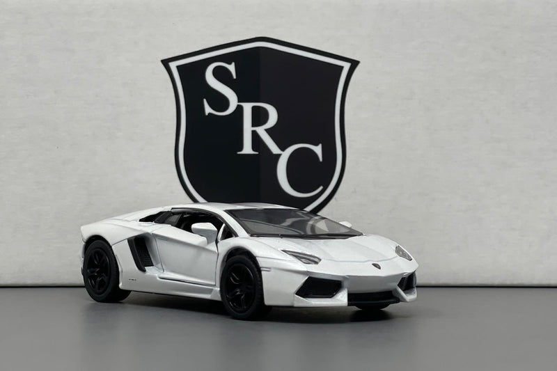 Lamborghini Aventador LP700-4 - Kinsmart 1:38 Diecast