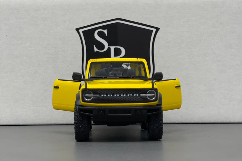 Ford Bronco - Kinsmart 1:34 Diecast