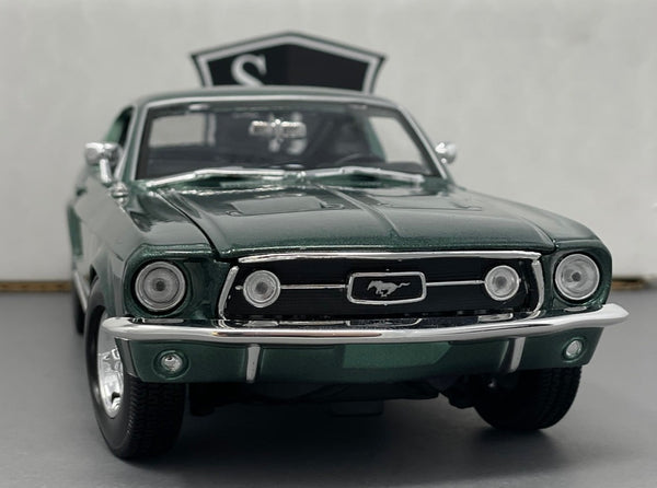 Ford Mustang GTA Fastback - Maisto 1:18 Diecast