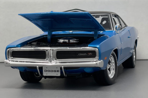 Dodge Charger RT - Maisto 1:18 Diecast