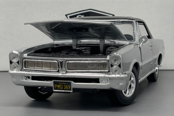 Pontiac GTO - Maisto 1:18 Diecast