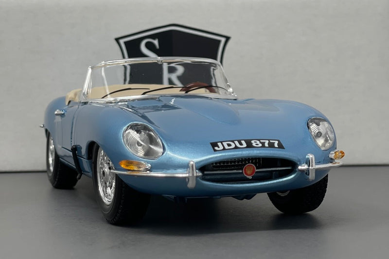 Jaguar E-Type - Maisto 1:18 Diecast