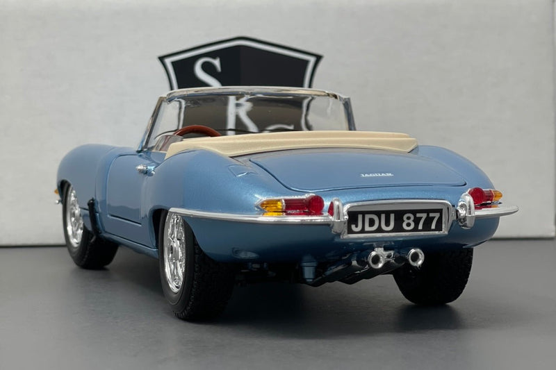 Jaguar E-Type - Maisto 1:18 Diecast