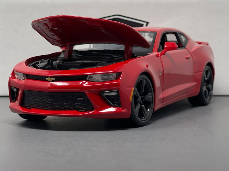 Chevrolet Camaro SS - Maisto 1:18 Diecast