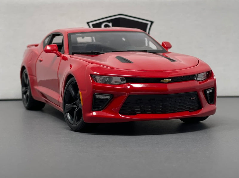 Chevrolet Camaro SS - Maisto 1:18 Diecast