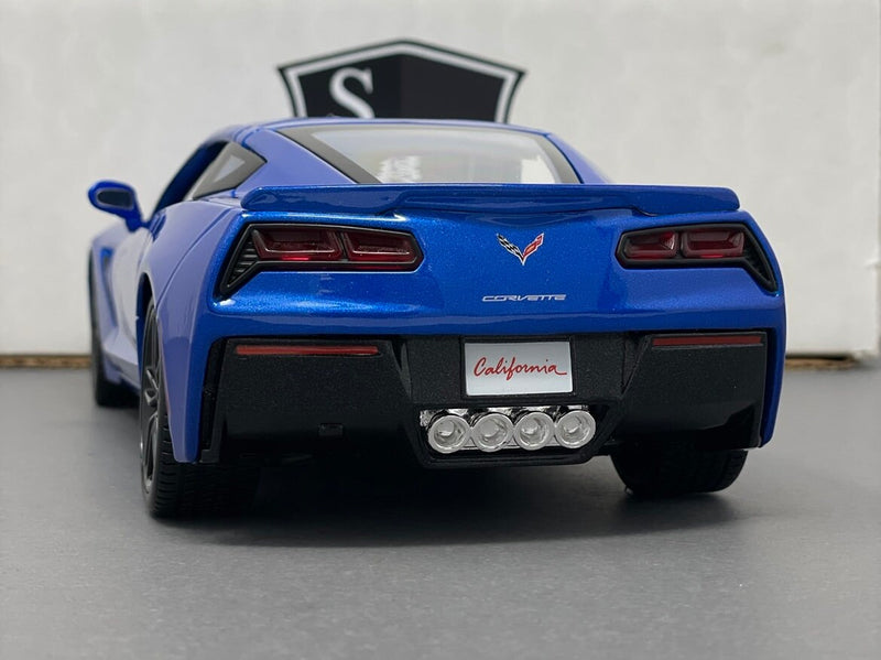 Chevrolet Corvette C7 Stingray - Maisto 1:18 Diecast