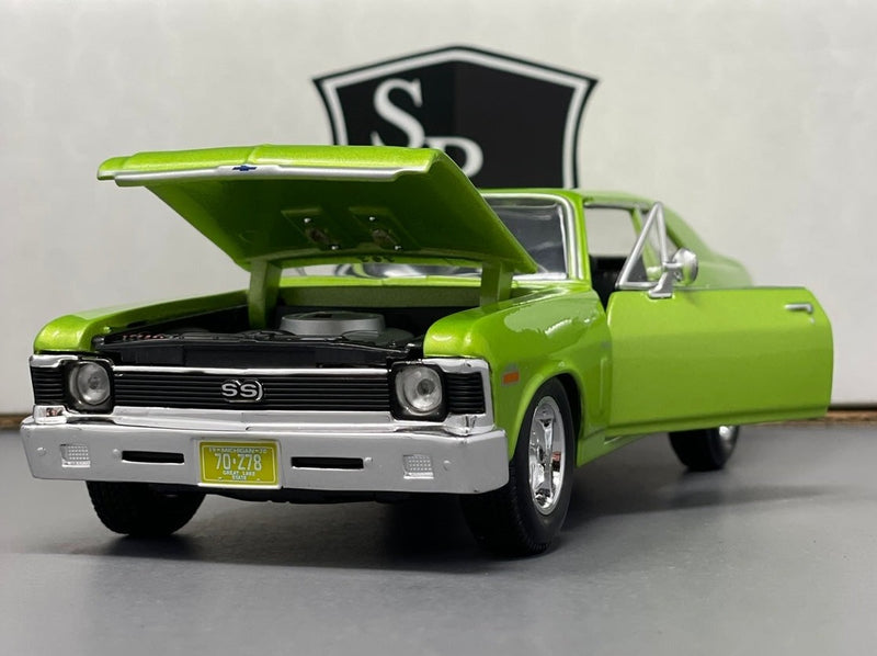 Chevrolet Nova SS Coupe - Maisto 1:24 Diecast