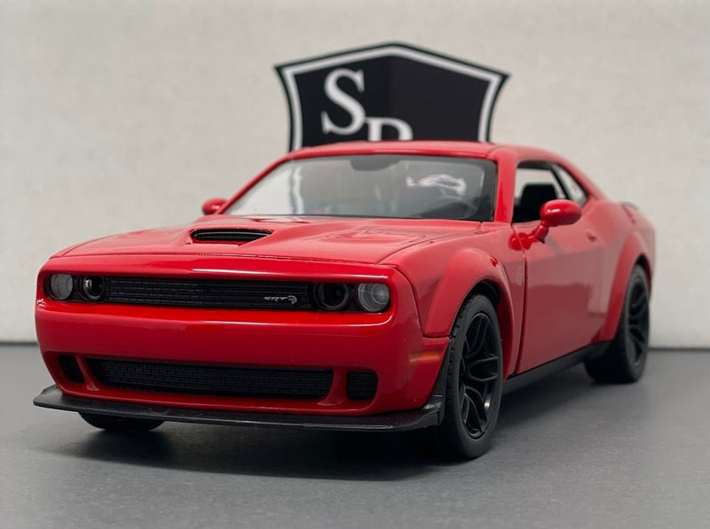 Dodge Challenger SRT Hellcat Widebody - Motormax 1:24 Diecast