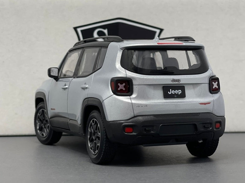 Jeep Renegade Trailhawk - Welly 1:24 Diecast