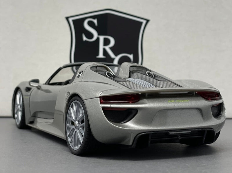 Porsche 918 Spyder - Welly 1:24 Diecast