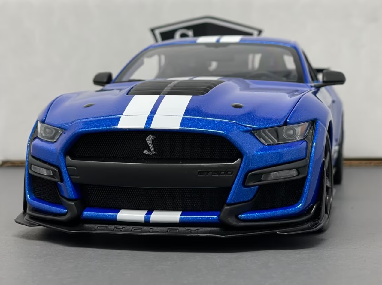 Ford Mustang Shelby GT500 - Maisto 1:18 Diecast – Strada Racing Club