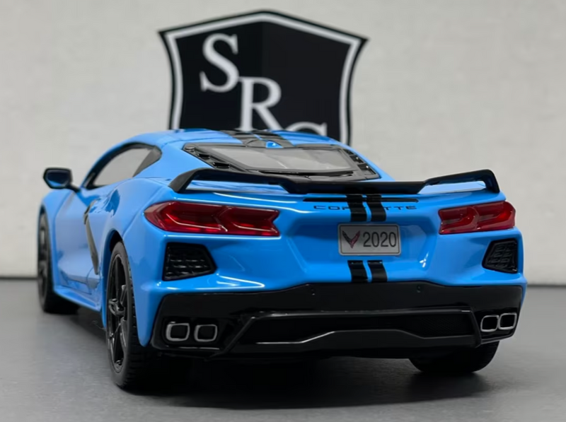 Chevrolet Corvette C8 Stingray Coupe - Maisto 1:24 Diecast