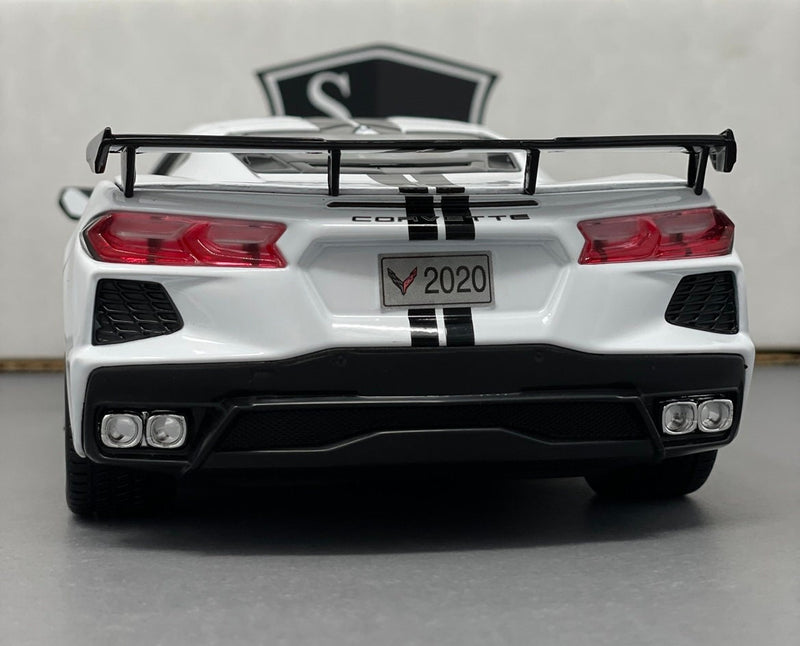 Chevrolet Corvette C8 Stingray Coupe - Maisto 1:18 Diecast