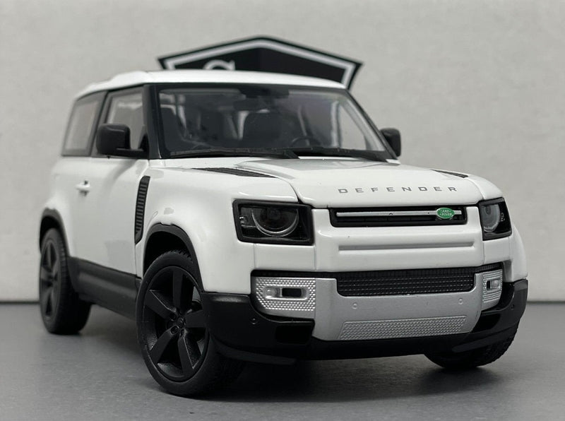 Land Rover Defender - Welly 1:24 Diecast