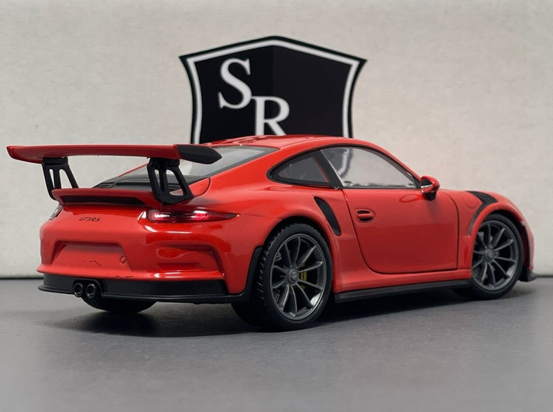 Porsche 911 GT3 RS (991) - Welly 1:24 Diecast