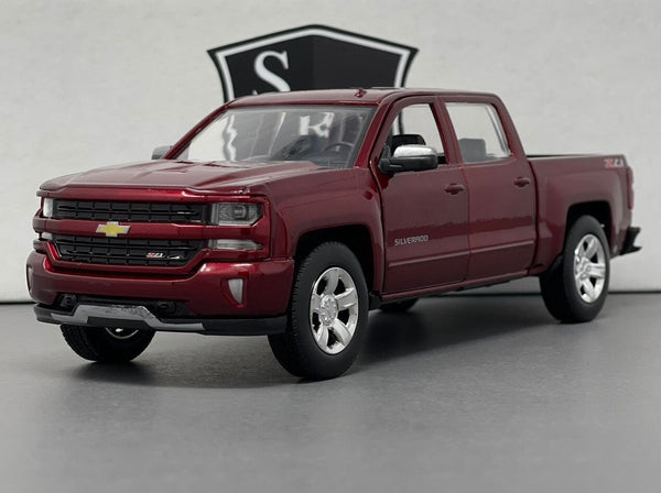 Chevrolet Silverado - Motormax 1:24 Diecast