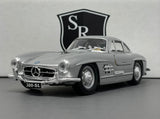 Mercedes-Benz SL 300 - Bburago 1:24 Diecast