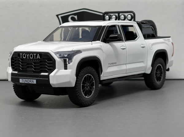 Toyota Tundra - Kingstoy 1:24 Diecast