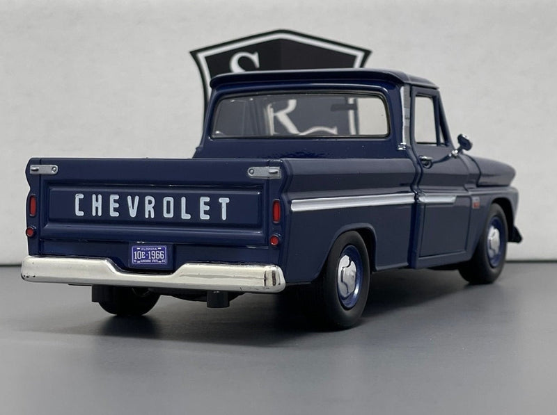 Chevrolet C10 Pickup - Motormax 1:24 Diecast