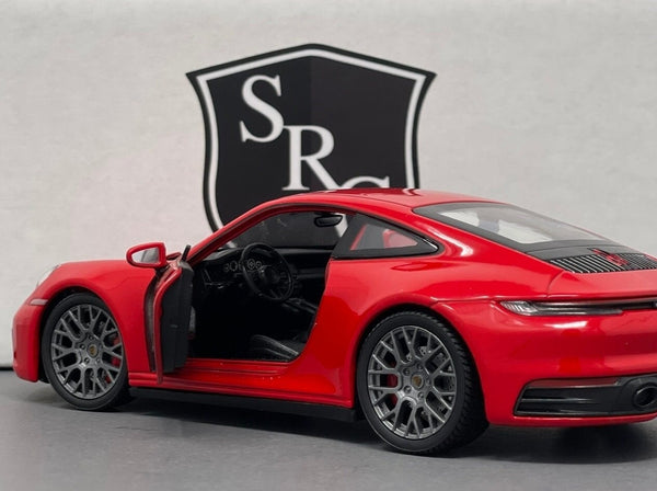 Porsche 911 Carrera 4S - Welly 1:24 Diecast